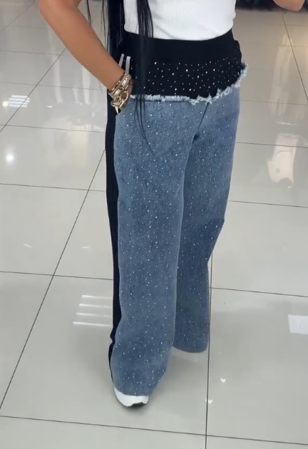 Melany | Damen-Outfit, Jeansjacke & Hose, lässig & bequem