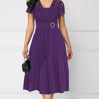 Ava | Kleid mit V-Ausschnitt und Taillenbetonung