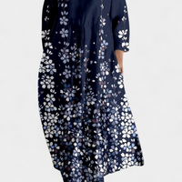 Mae | zeitloses Kleid mit elegantem V-Ausschnitt und bequemer Passform