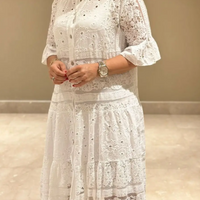 Rebecca | feminines Kleid mit zarter Stickerei für besondere Anlässe