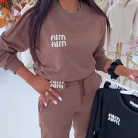 Arlette | modisches Zweiteiler-Set mit Sweatshirt und Hose.