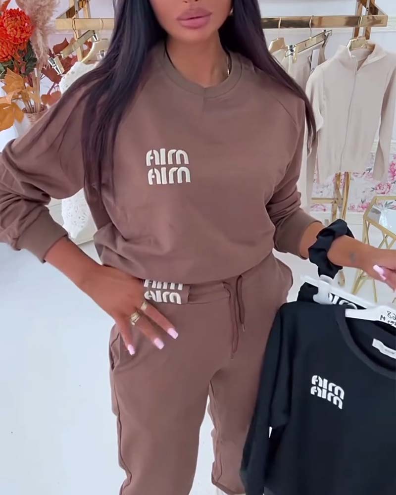 Arlette | modisches Zweiteiler-Set mit Sweatshirt und Hose.