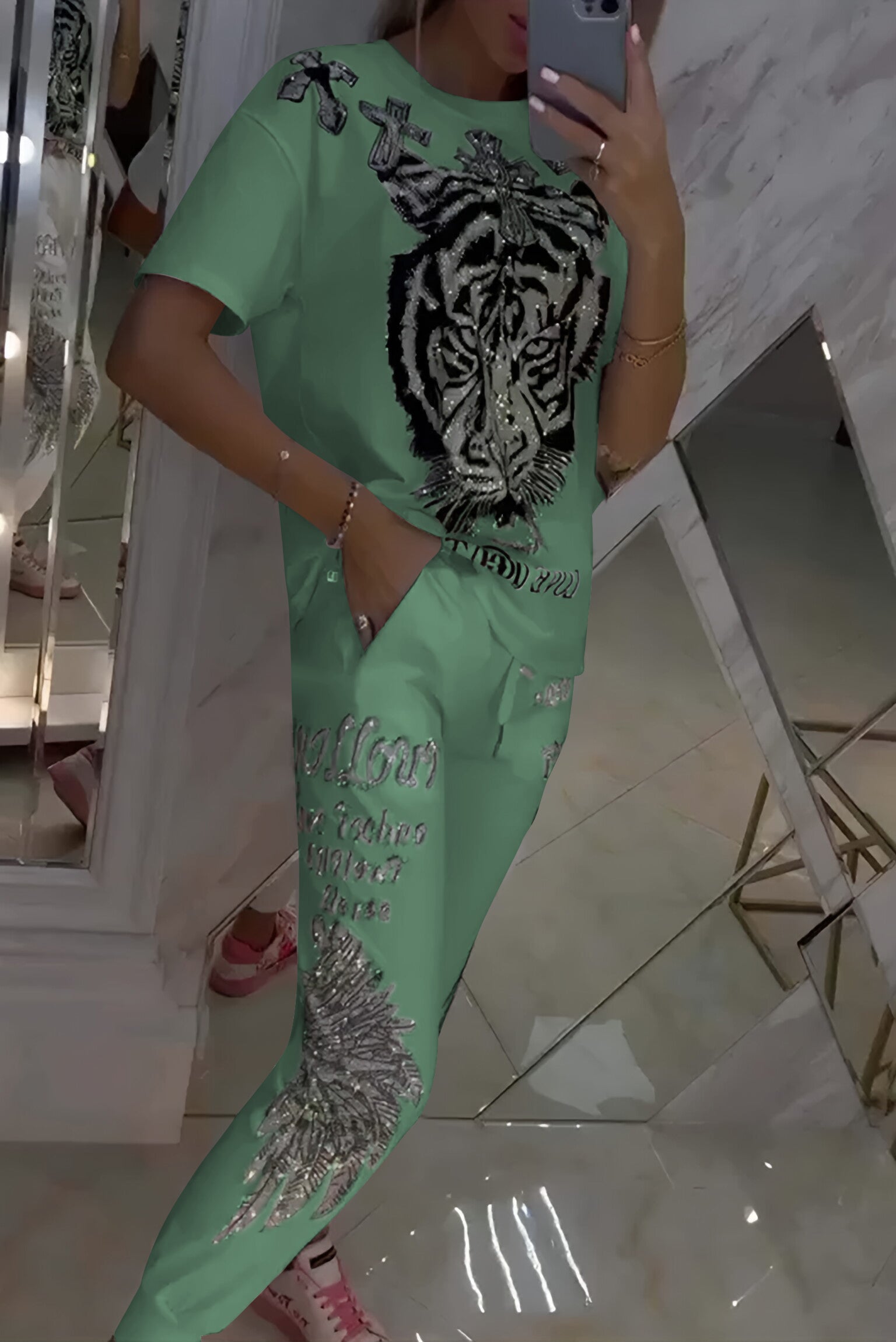 Ozria | Glamouröses Tiger-Trainingsanzug-Set