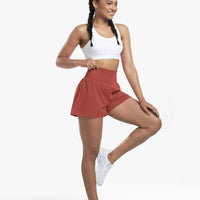 China | Sportliche Shorts mit hoher Taille und fließendem Oberstoff