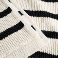 Aurora | feminines gestricktes Kleid für besondere Anlässe