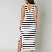 Aurora | feminines gestricktes Kleid für besondere Anlässe