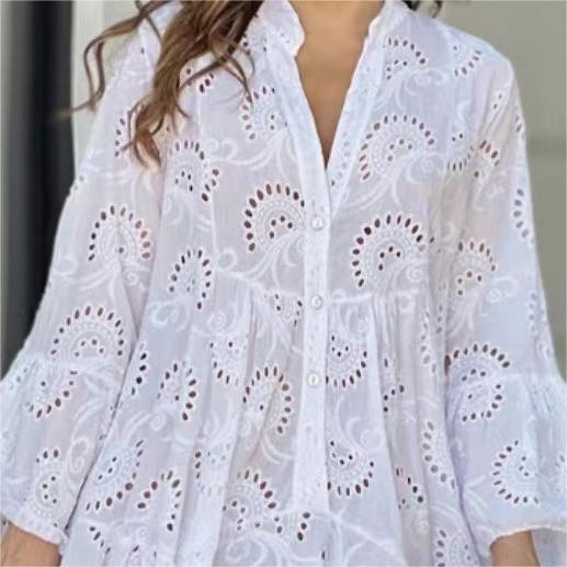 Robin | Zeitloses Kleid mit spitzem Ausschnitt und lockerem Schnitt