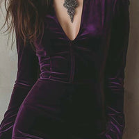 Limara | Midikleid aus Samt mit langen Ärmeln