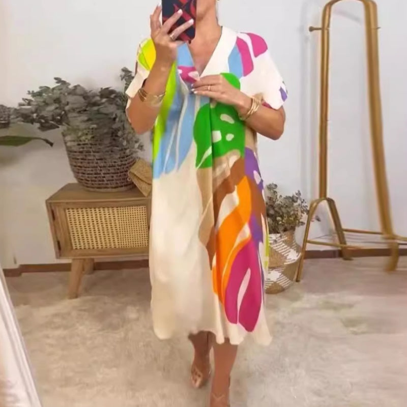 April | Damenkleid mit kurzen Ärmeln und Herzausschnitt