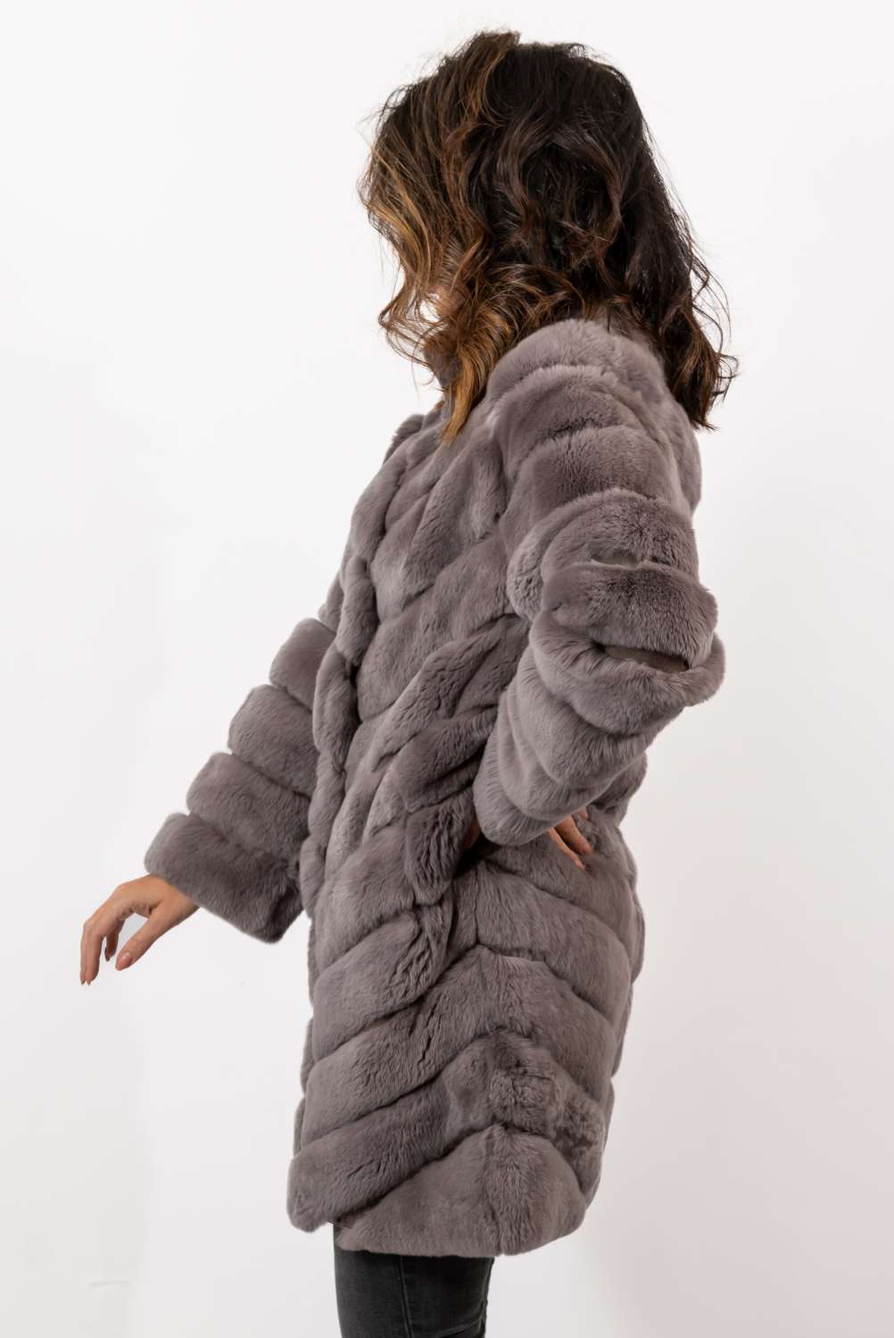 Valena | Damenmantel aus Chinchilla-Kunstfell