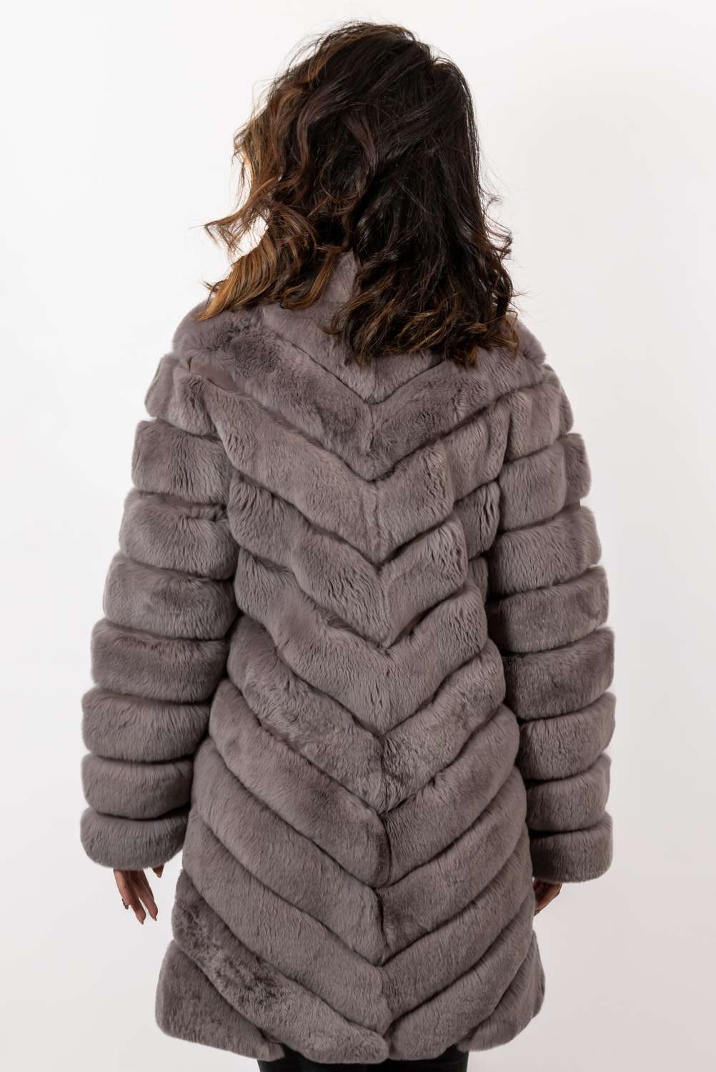 Valena | Damenmantel aus Chinchilla-Kunstfell