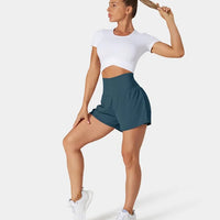 China | Sportliche Shorts mit hoher Taille und fließendem Oberstoff