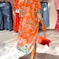 Alainy | Vibrierendes Midikleid mit Paisleymuster