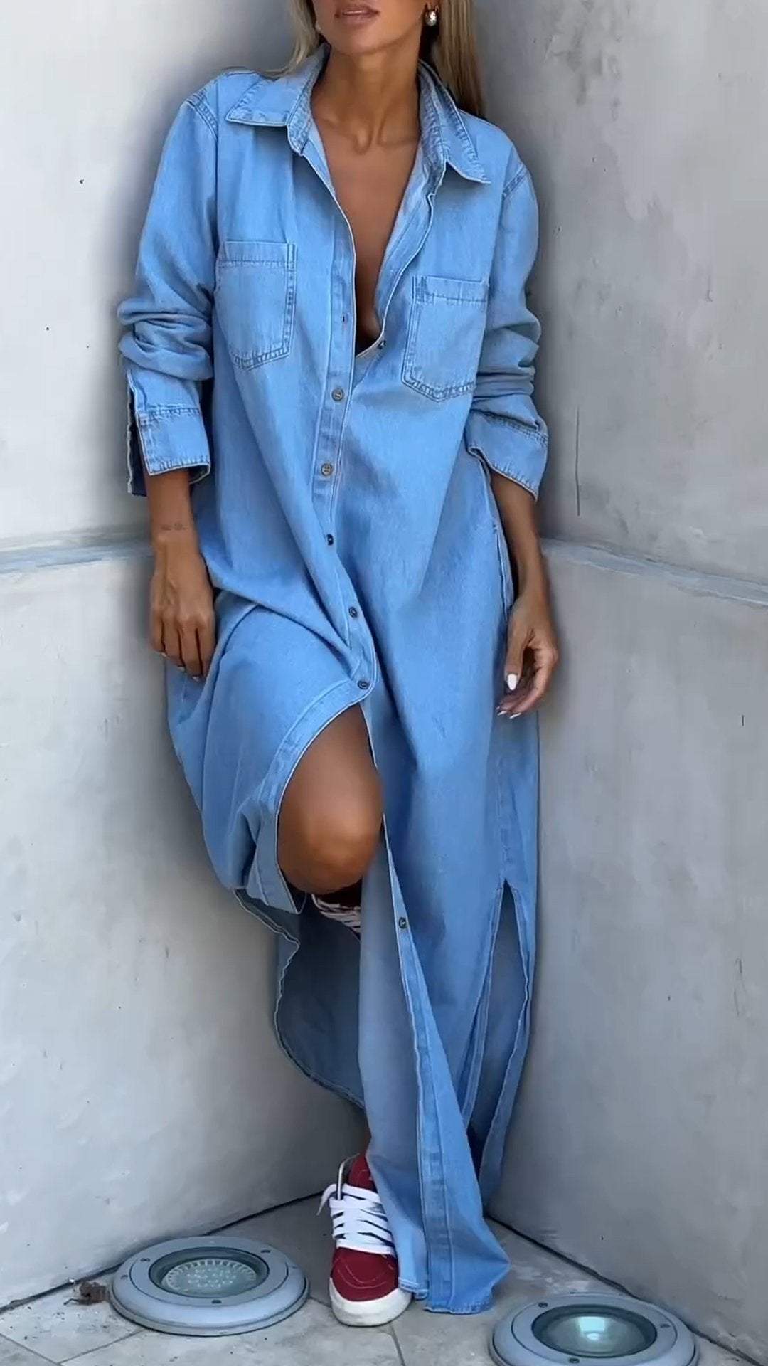 Ada | Stylisches Denim-Kleid mit Klappen und langen Ärmeln