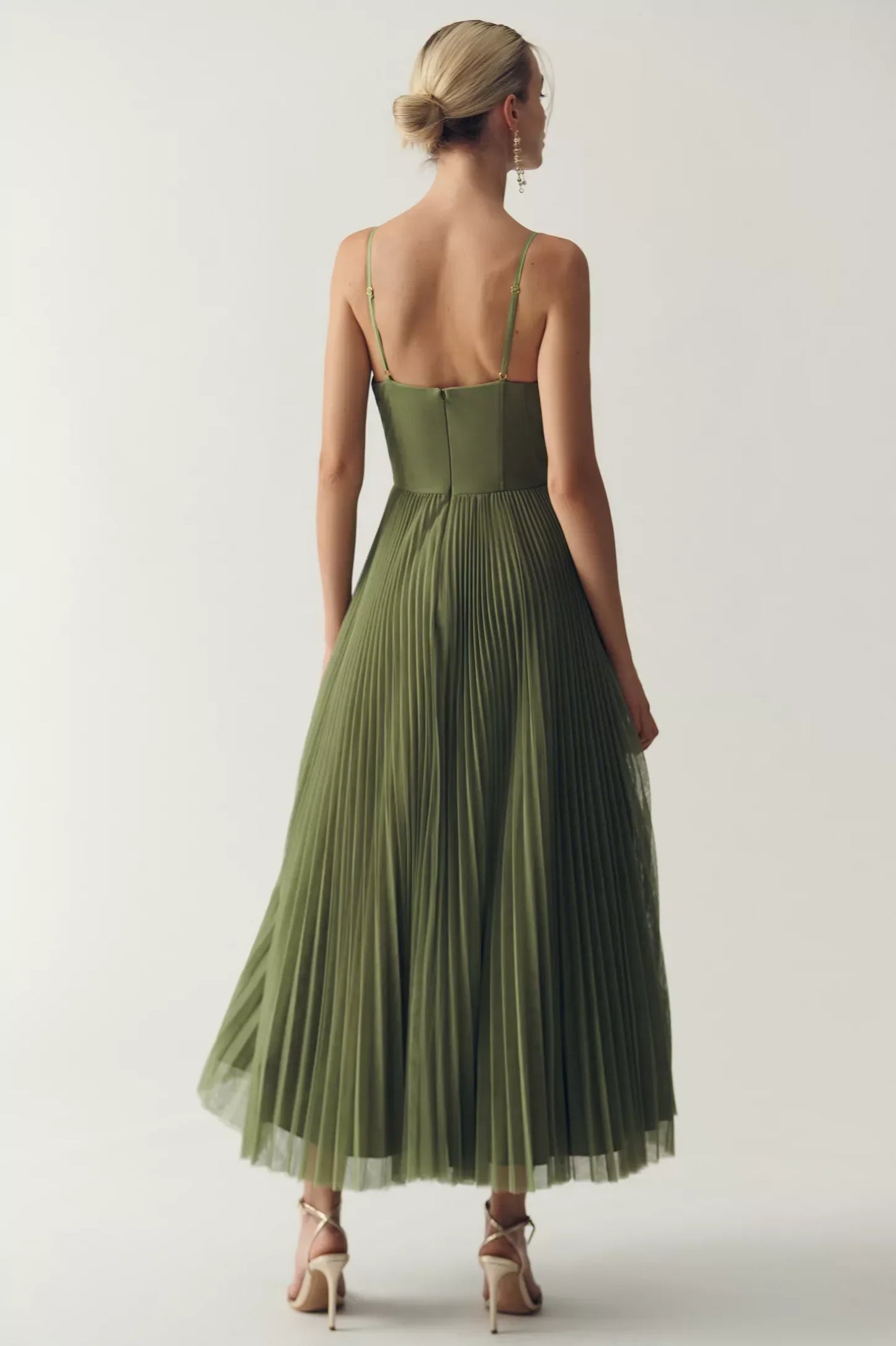 Nala | elegantes Kleid mit offenem Rücken