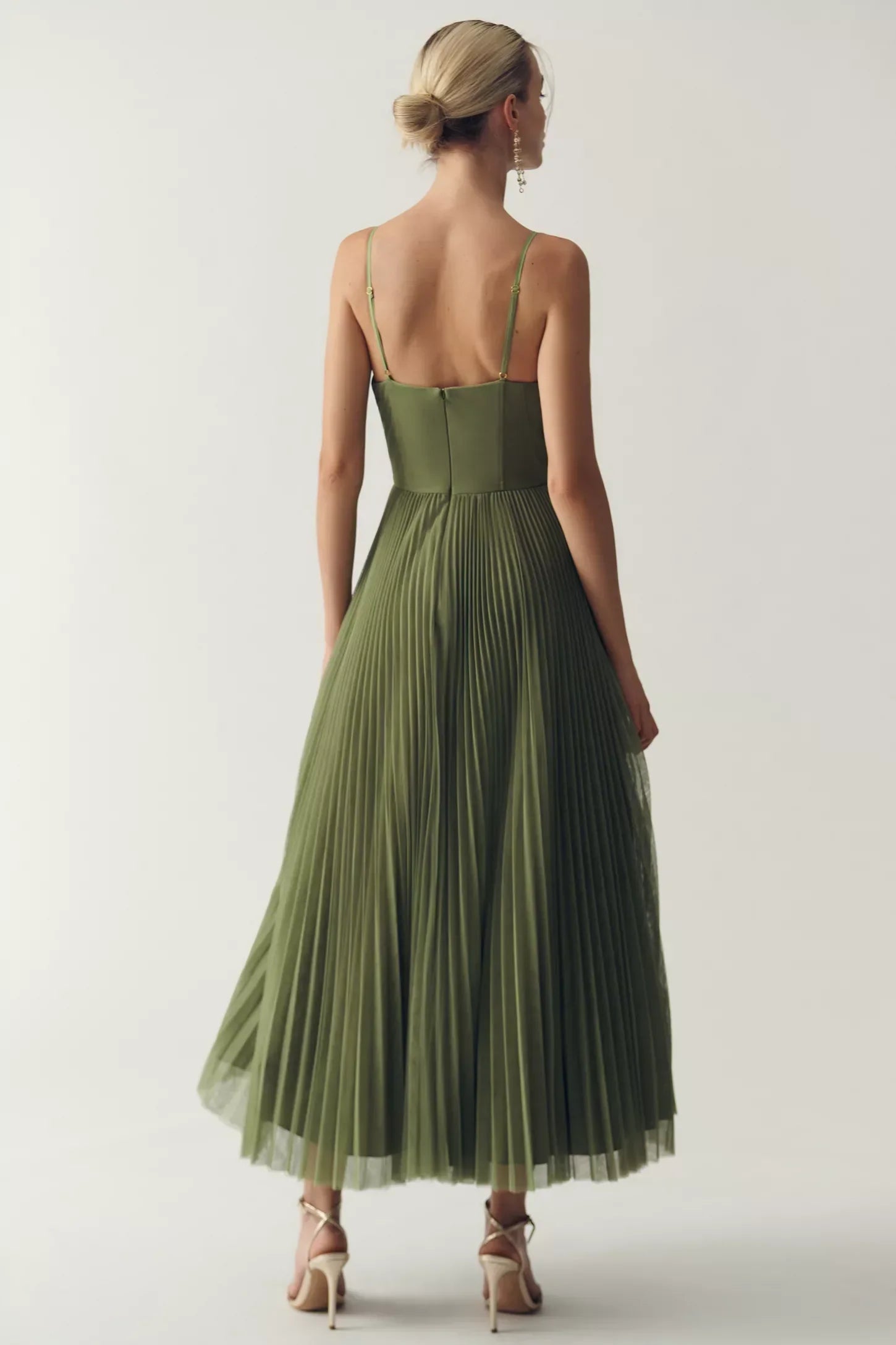 Nala | elegantes Kleid mit offenem Rücken