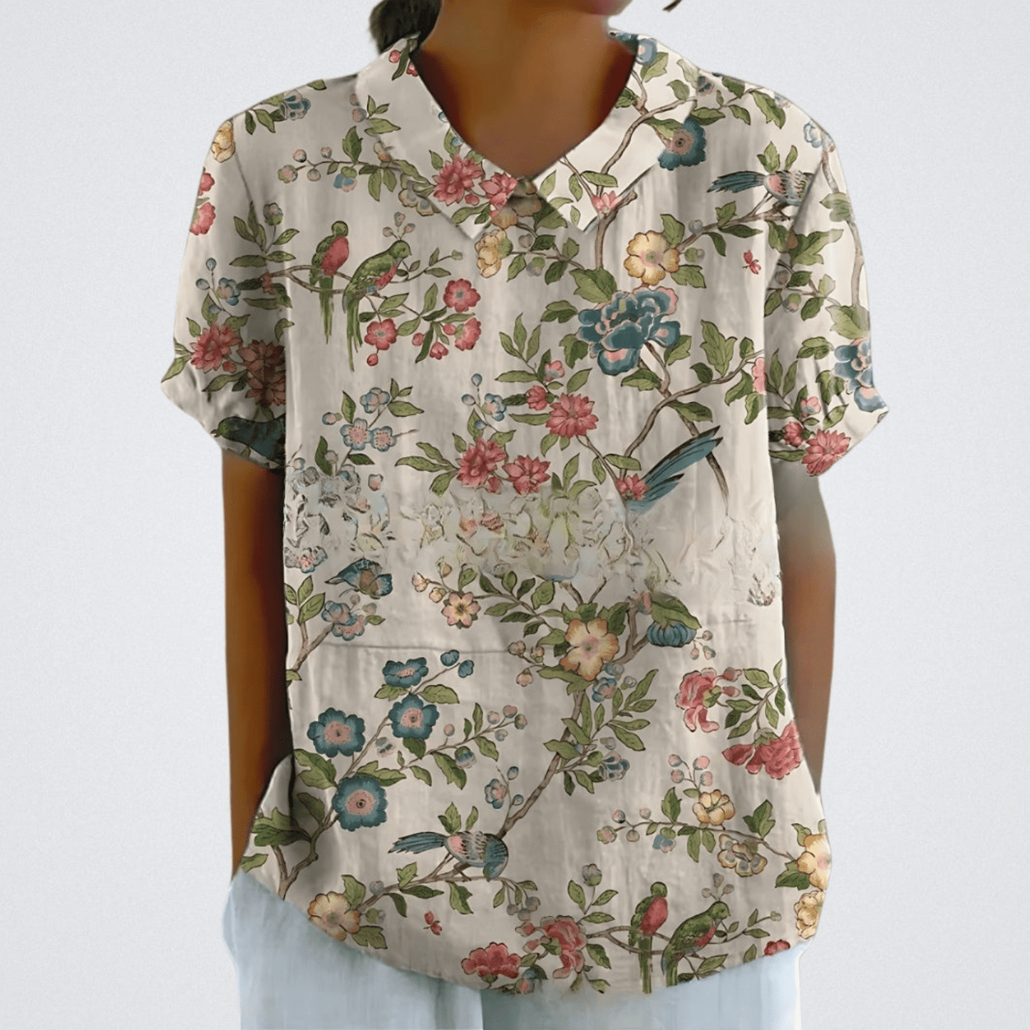 Flore | Geblümte Bluse mit Peter-Pan-Kragen