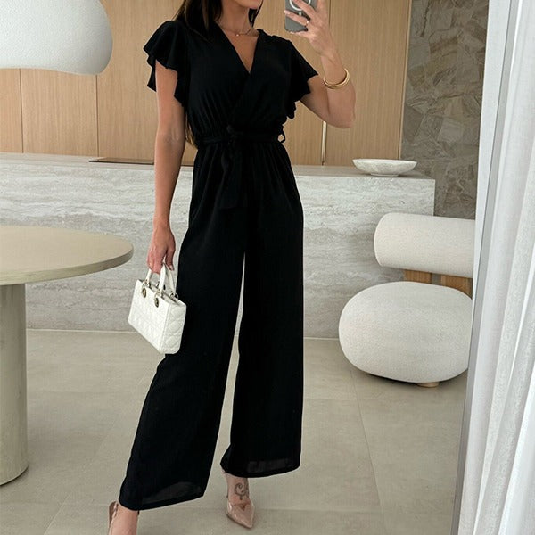 Kate™ | Schlichter Jumpsuit mit V-Ausschnitt und Rüschen