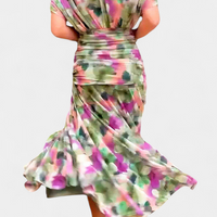 Evelyn | Elegantes Maxikleid mit floralen Details