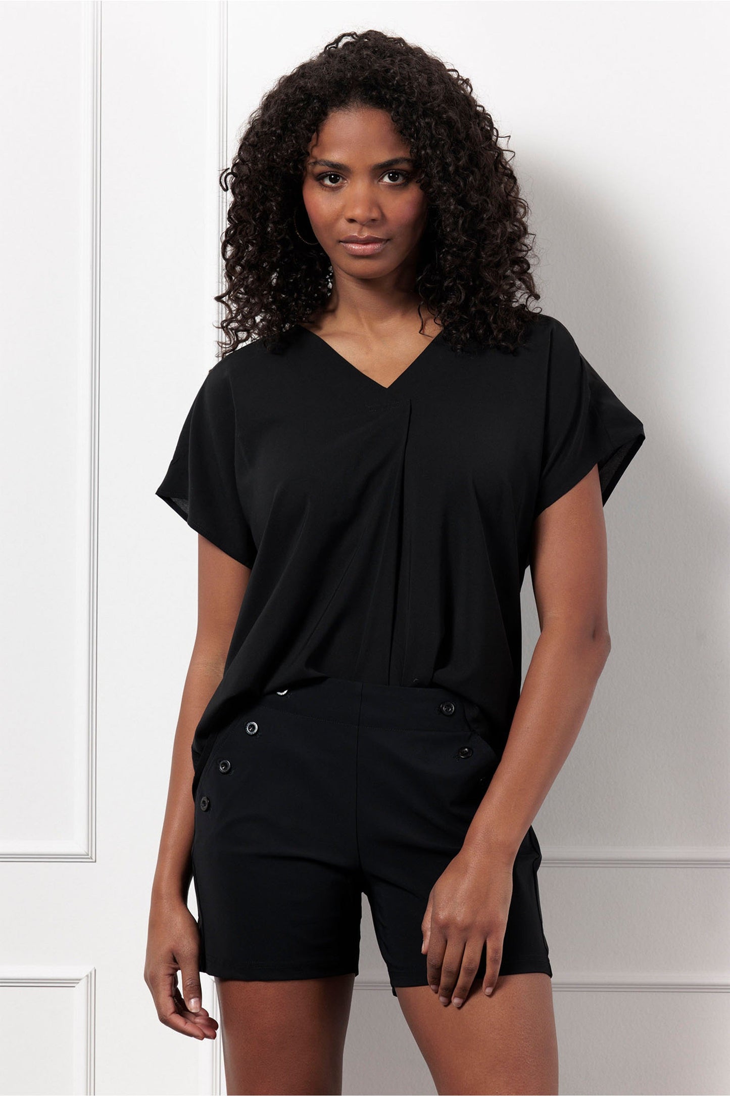 Ellie | trendiges kurzes Rom-Outfit für besondere Anlässe