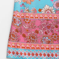 Tina | Stilvolles blumiges Maxikleid mit femininer Smokarbeit