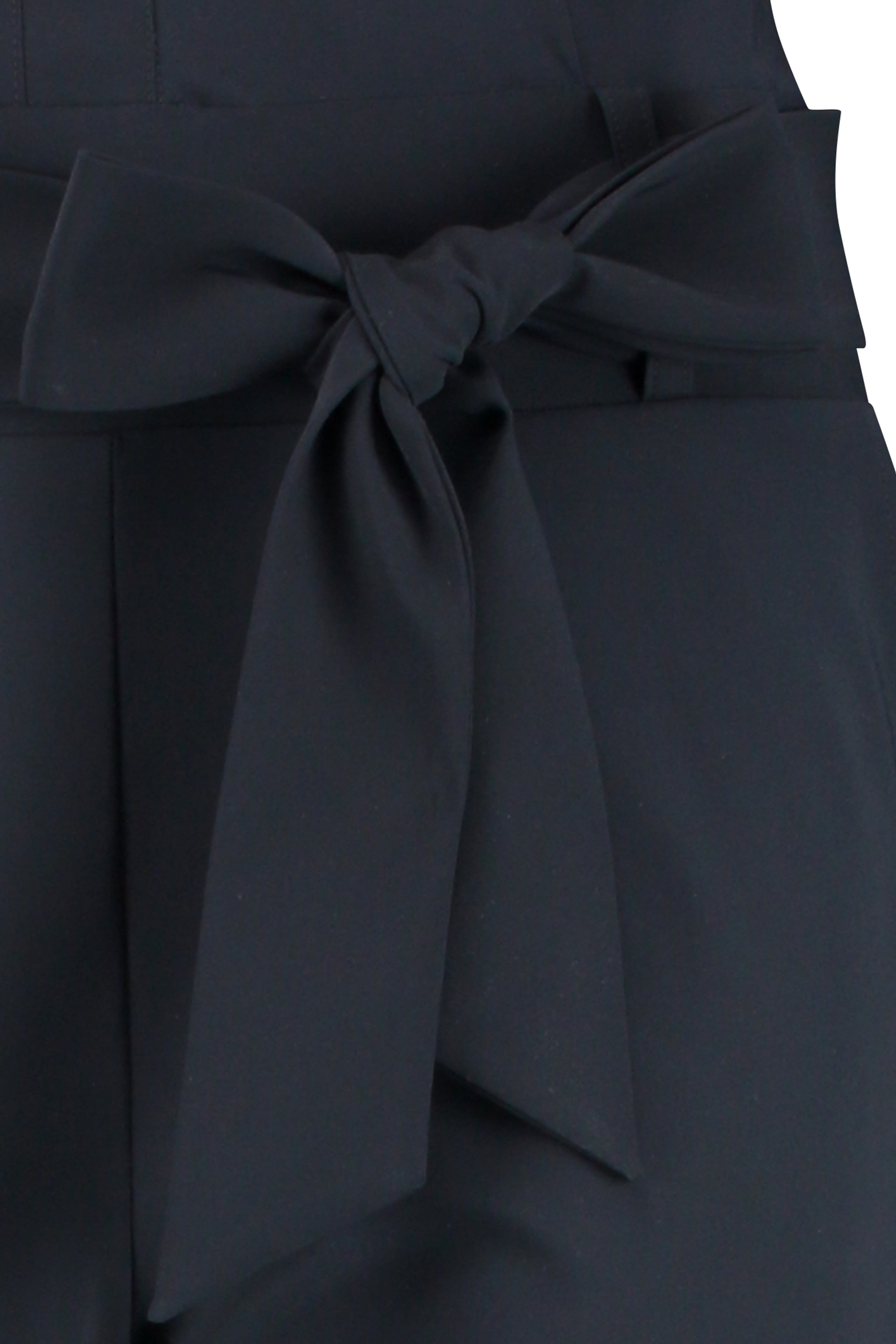 Farah | stilvoller Jumpsuit mit perfektem Schnitt