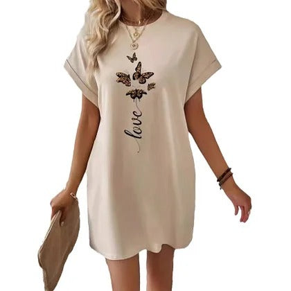 Hadlee | bequemes T-Shirt-Kleid mit auffälligem Monogramm und Fledermausflügeln