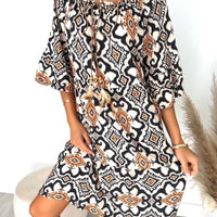 Keily | feminines Kleid mit floralem Muster in großen Größen