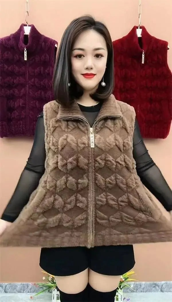 Narissa | Damenjacke aus Samtimitat mit Reverskragen