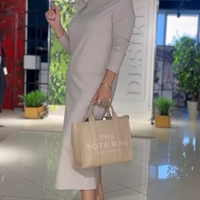 Avery | Modisches Damenkleid mit klassischem Kragen