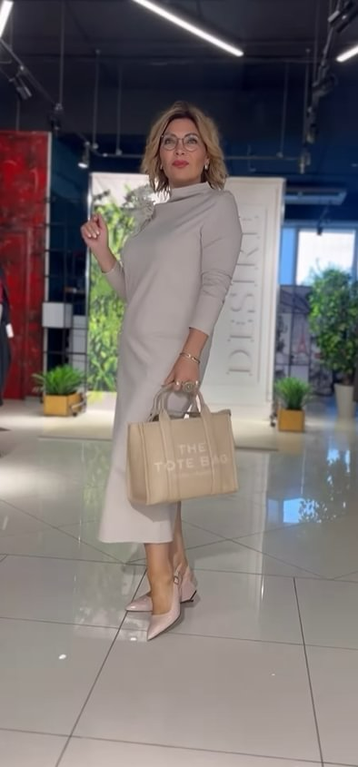 Avery | Modisches Damenkleid mit klassischem Kragen