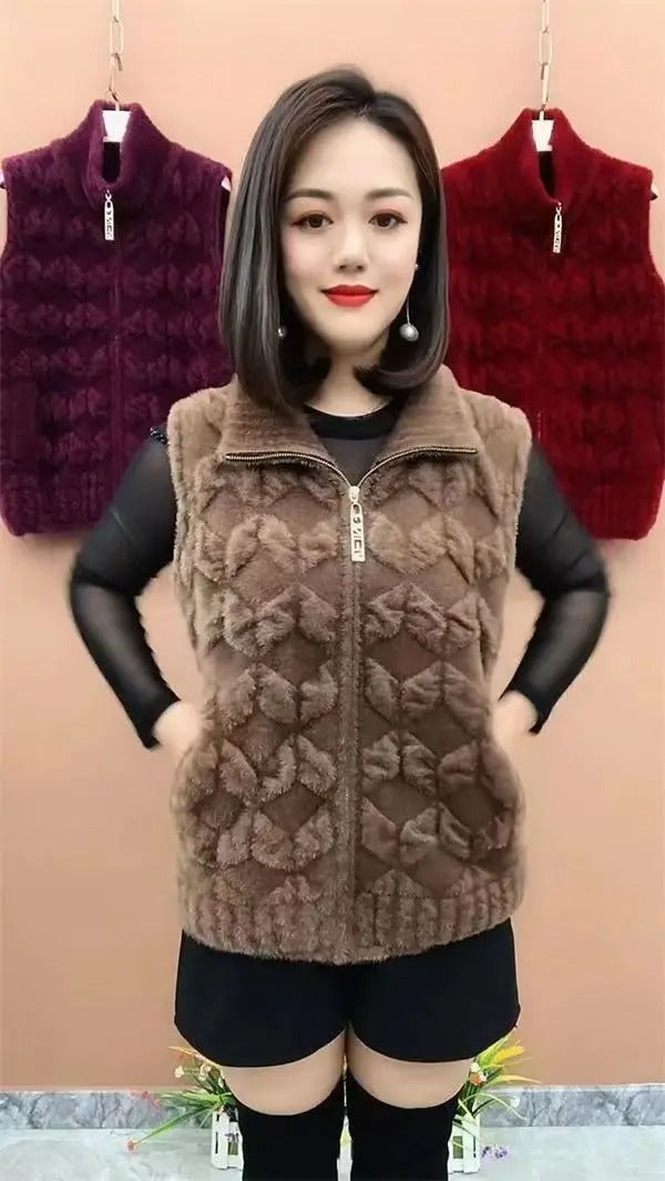 Narissa | Damenjacke aus Samtimitat mit Reverskragen