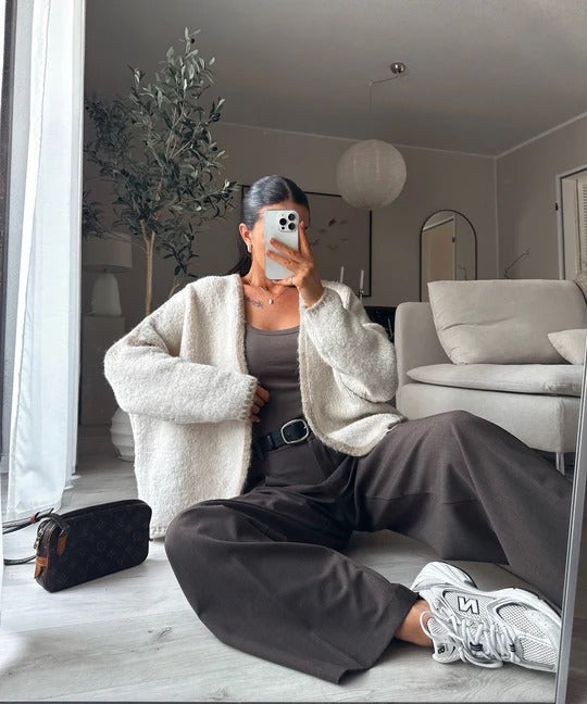 Adriana | Damen-Strickjacke, klassisch & bequem