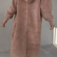 Karida | Gestreifter Plüschmantel mit Kapuze