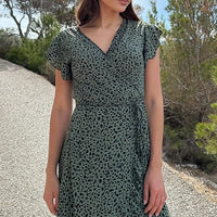 Brianna | feminines Wickelkleid mit Leopardenmuster