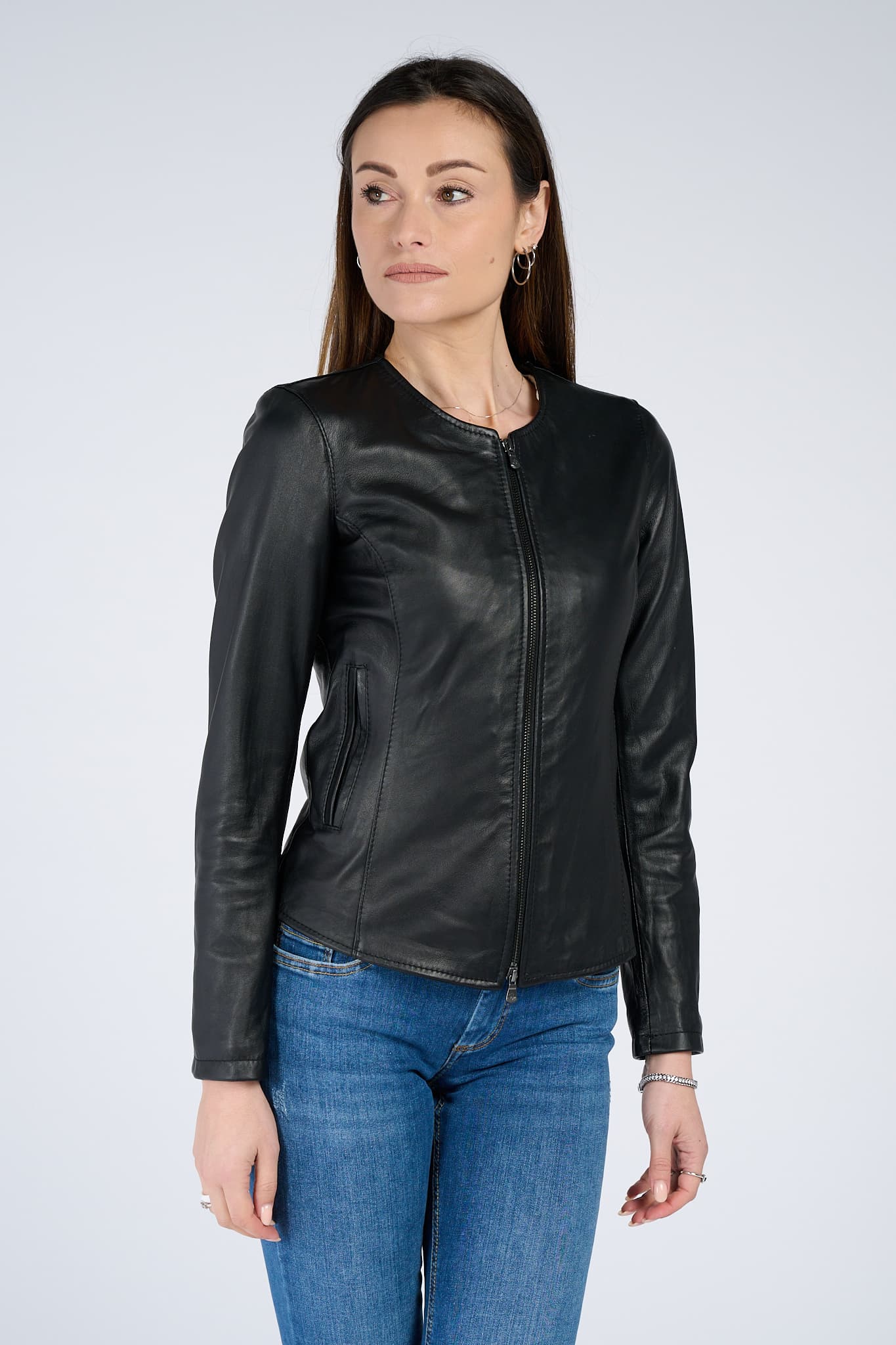 Layla | Klassische Jacke mit modernem Schnitt