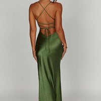 Jocelyn | Elegantes seidiges Satin Maxikleid