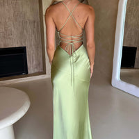 Jocelyn | Elegantes seidiges Satin Maxikleid