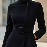 Alice™ | Klassisch-elegantes Kleid mit Schwung