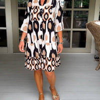 Lev | Abstraktes, mehrstufiges Minikleid