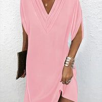 Estelle™ | Elegantes, einfarbiges Kleid mit geschlitzten Ärmeln