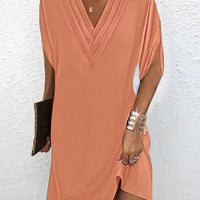 Estelle™ | Elegantes, einfarbiges Kleid mit geschlitzten Ärmeln