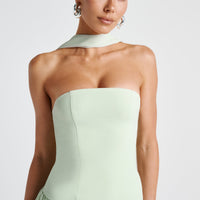 Laura | Elegantes trägerloses Maxikleid für Damen