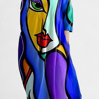 Mae | zeitloses Kleid mit elegantem V-Ausschnitt und bequemer Passform