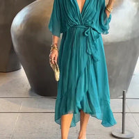 Monica | Zartes Kleid aus Chiffon mit V-Ausschnitt