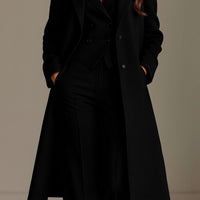 Shairra | Blaues Set aus Mantel und Anzug