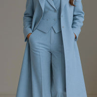 Shairra | Blaues Set aus Mantel und Anzug