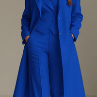 Shairra | Blaues Set aus Mantel und Anzug