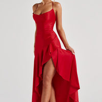 Isabella | Stilvolles Maxi-Kleid mit raffinierten Rüschen