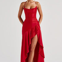 Isabella | Stilvolles Maxi-Kleid mit raffinierten Rüschen